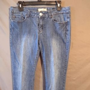 KARDASHIANS KOLLECTION THE KIM WOMENS JEANS SIZE 10